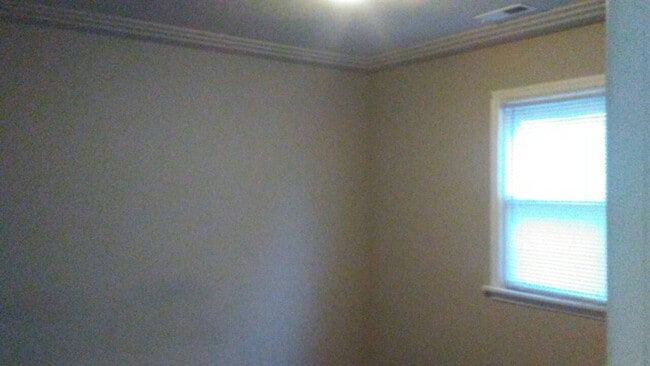 Building Photo - 7962 Birch Dr