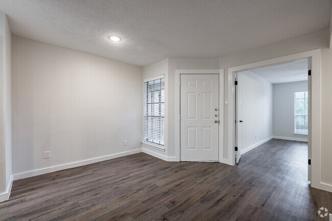 1HAB, 1BA - 771 ft² - The Courtyard