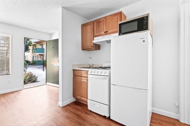 Interior Photo - San Remo Court