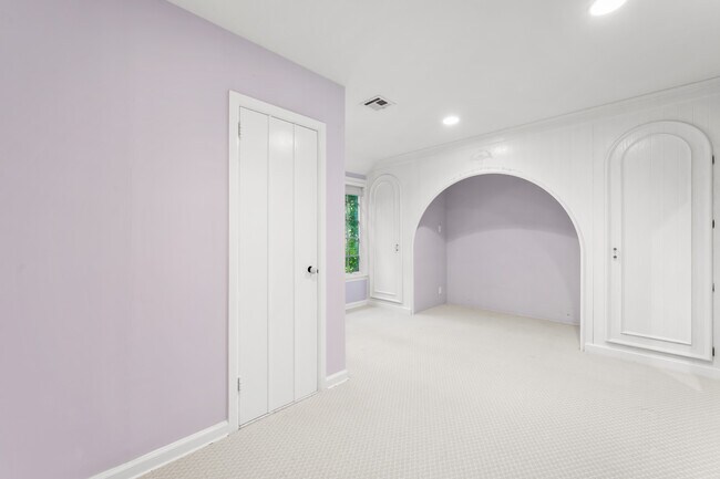 Building Photo - 76 Wensley Dr