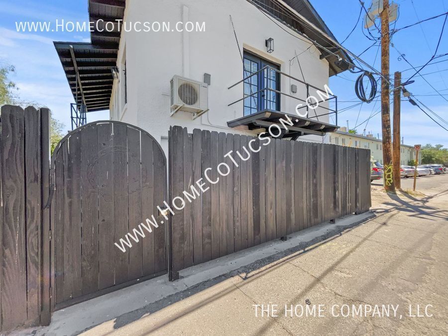 Foto principal - 940 E Florita St