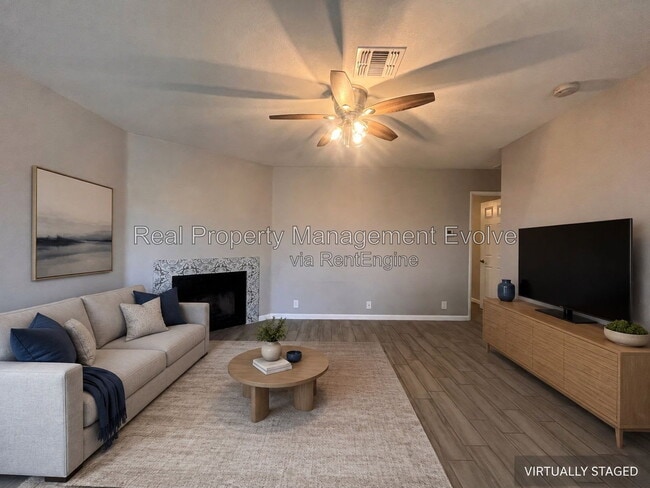 Building Photo - 408 W Blackhawk Dr