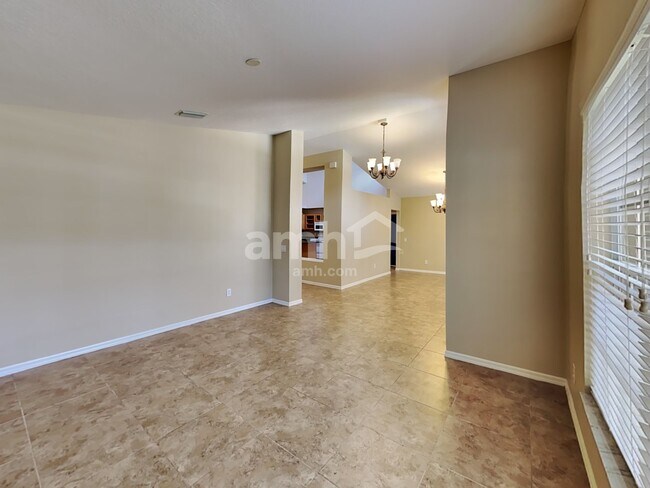 Foto del edificio - 10223 Meadow Crossing Dr
