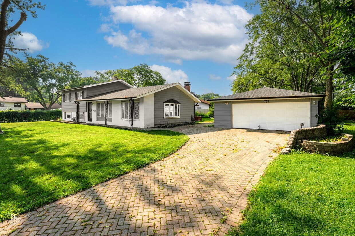 Foto principal - 755 Flagstaff Ln