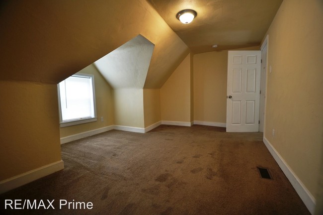 Building Photo - 4 br, 2 bath House - 236 W. 26TH STREET #A