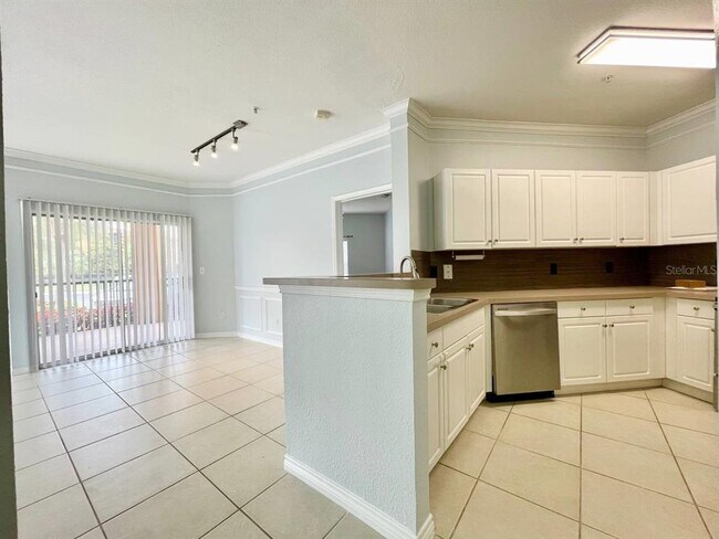 Foto del edificio - 4333 Bayside Village Dr