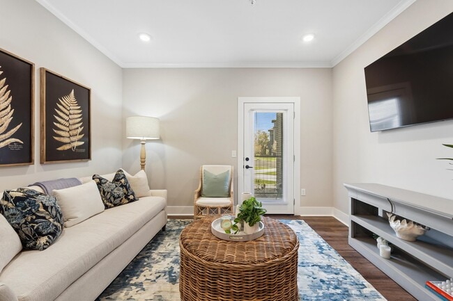 Living Room - Pointe Grand Hills at Minneola