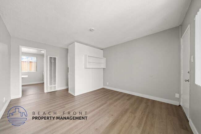 Foto del edificio - 12318 Birch Ave.