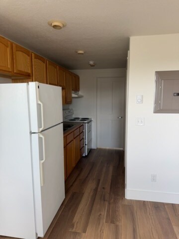 Building Photo - 2 Big River Rd