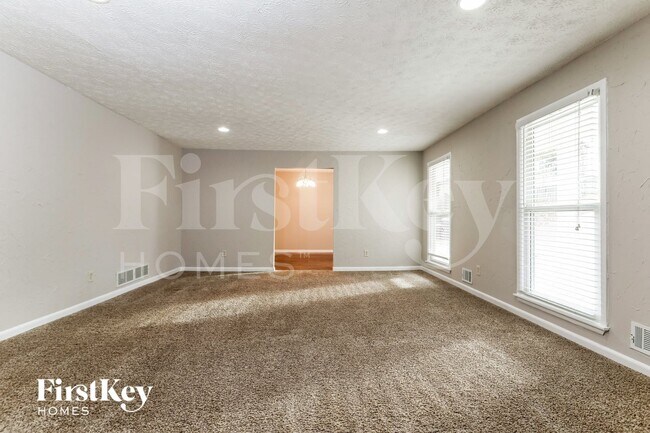 Foto del edificio - 2324 Sussex Ct