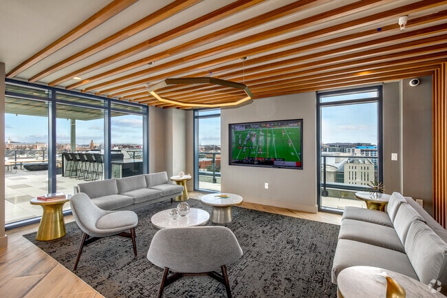 Sky Lounge - Tribeca NOMA