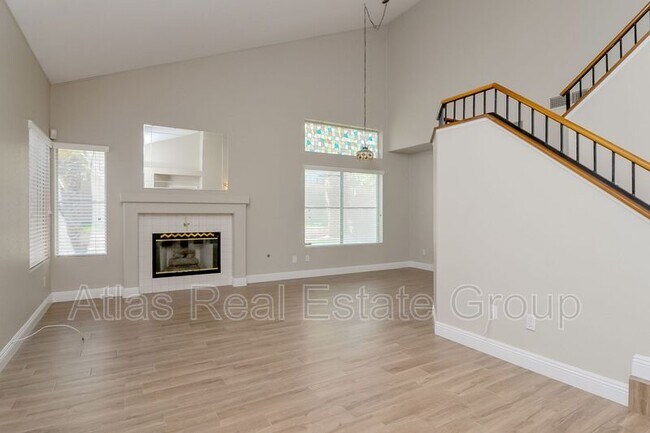 Building Photo - 7053 Troubador Dr