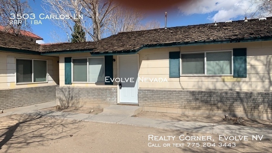 Primary Photo - 2 Bed & 1 Bath in Duplex in Reno