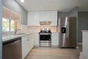 Foto del edificio - 1701 N Red Cedar Cir