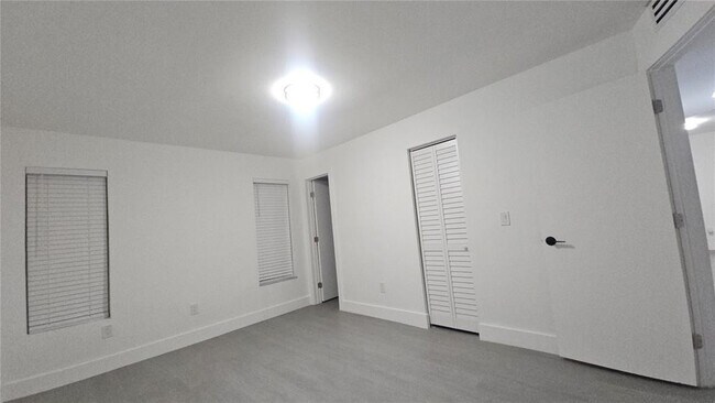 Foto del edificio - 2800 NW 56th Ave