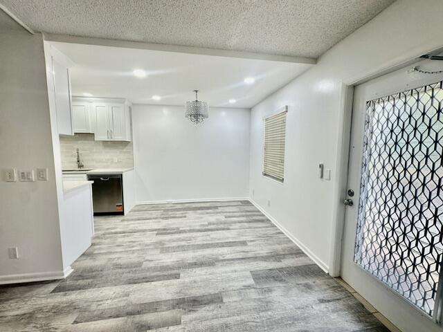 Foto del edificio - 3045 Cornwall C