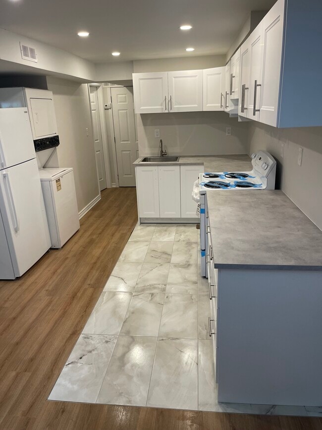 Kitchen - 4 Greenaway St