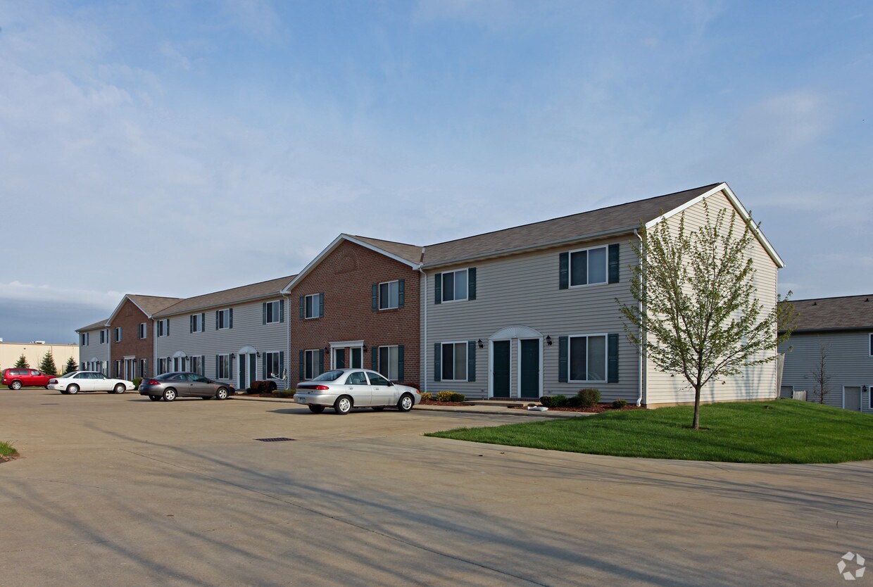 Glenview Estates Townhomes Ontario, OH