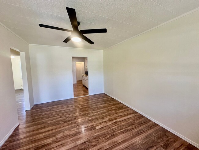 Foto del edificio - 2bdrm, 1 bath Cozy Cottage with fenced yard