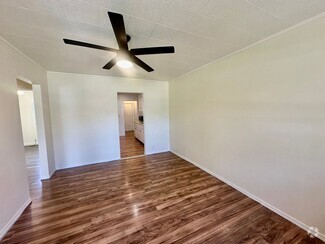 Building Photo - 342 Martin St