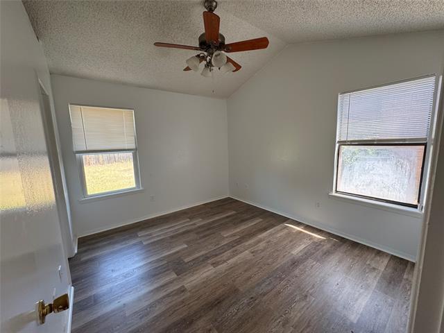 Foto del edificio - 3757 Trinity Ln