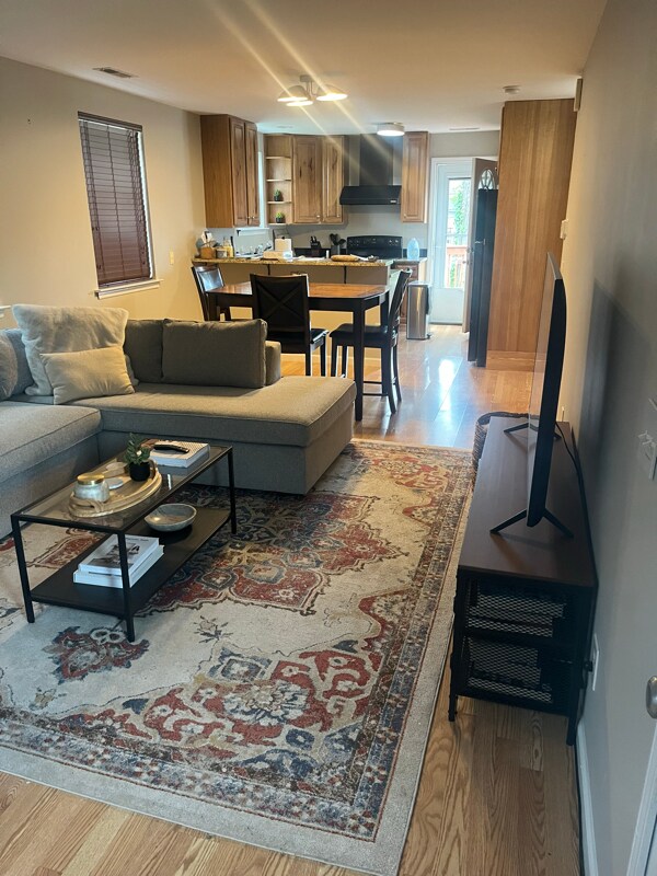 Foto del edificio - 421 Atherton St