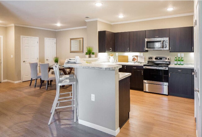 Building Photo - Ridgewood Hills Apartments