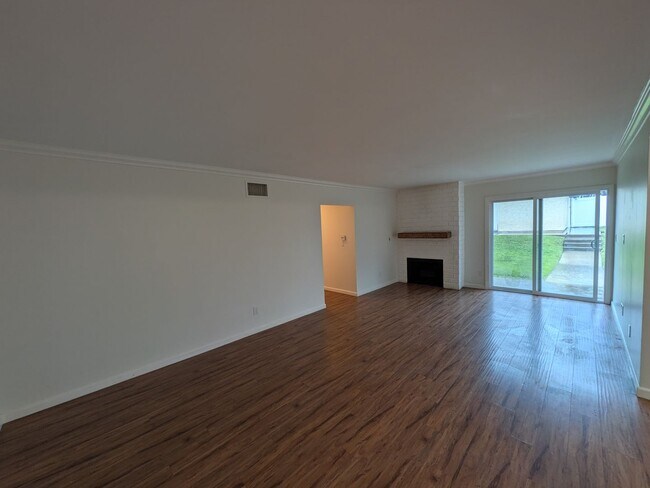 Foto del edificio - Beautiful Single-Story Home for Rent in La Verne