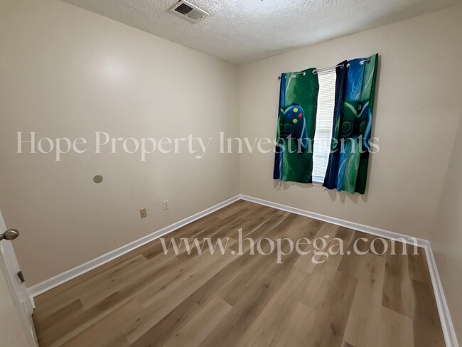 Foto del edificio - 3136 Mobley Bridge Rd