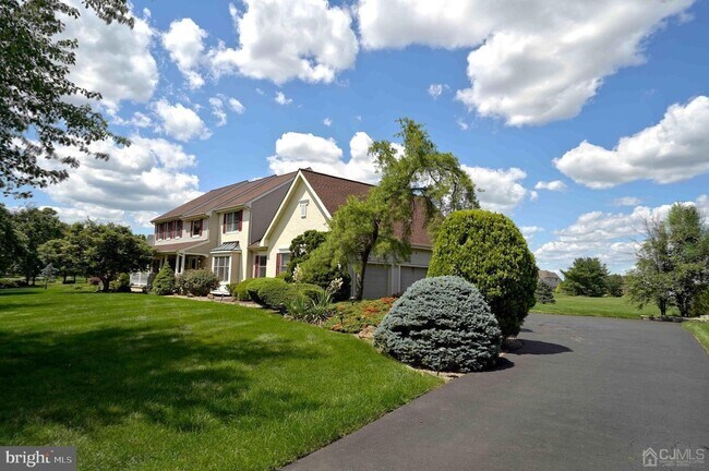 Foto del edificio - 11 Endicott Ln