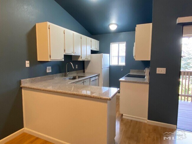 Building Photo - 4382 Matich Dr