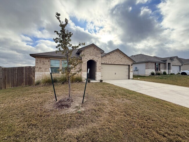 Foto del edificio - COMING SOON!