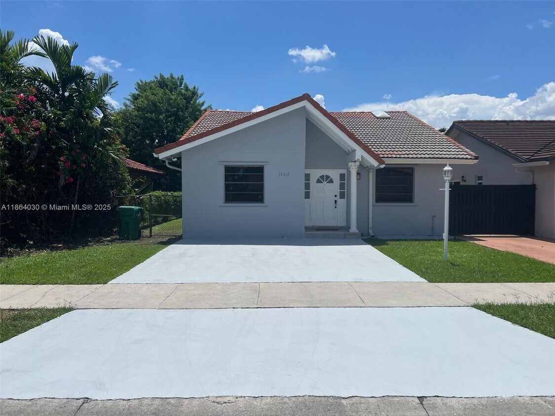 Foto principal - 13310 SW 40th St