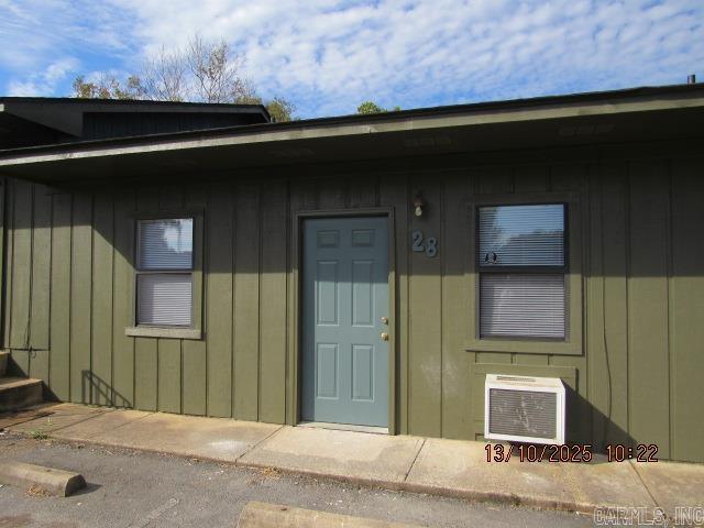 Building Photo - 1313 McNutt Rd