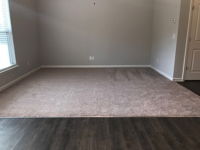Building Photo - 1550 Brookmere Way