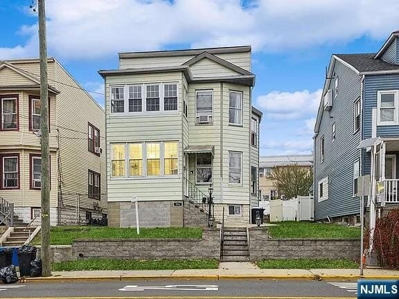 Photo - 703 Schuyler Avenue Unit