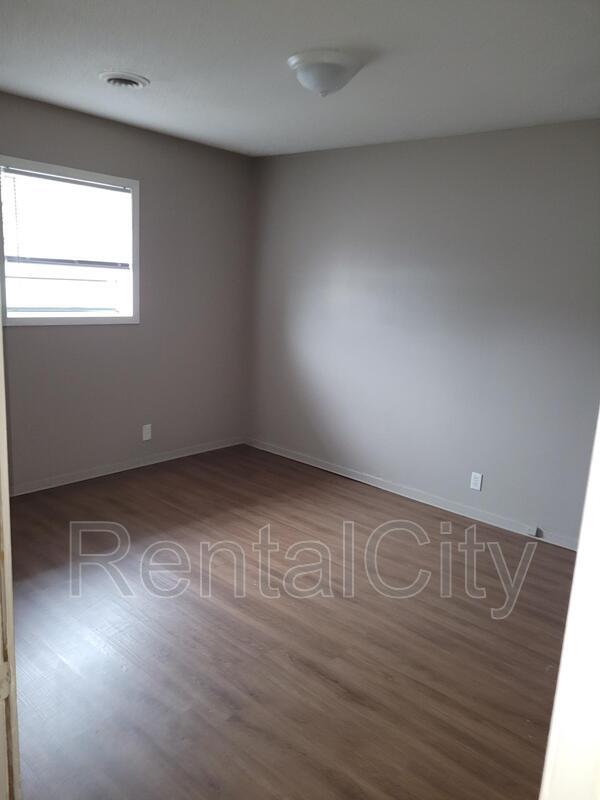 Foto del edificio - 110-130 McCullough Ave