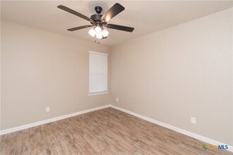 Building Photo - 2060 Stillwell St