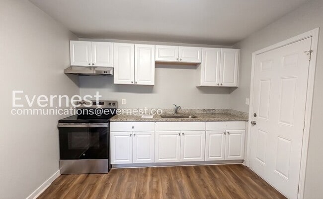 Building Photo - 5725 Avenue O