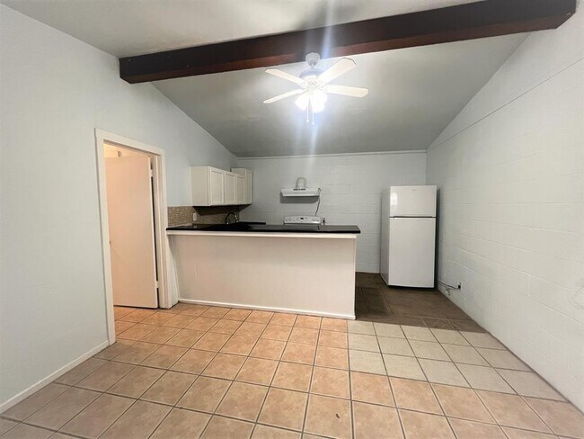 Building Photo - 2609 E Cesar Chavez St