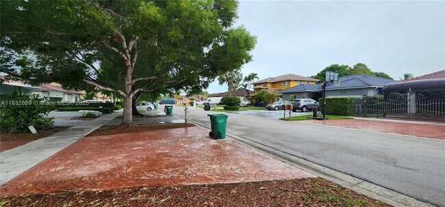 Foto del edificio - 14935 SW 34th St