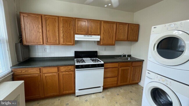 Foto del edificio - 6308 Frederick Rd