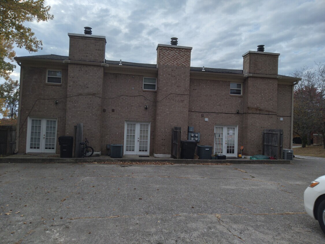 613 Ridgeview Dr Unit 613, Frankfort, KY 40601 Apartments in