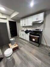 Building Photo - 110 Washington St