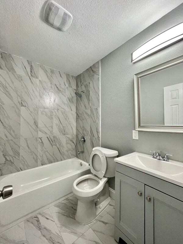 Foto del edificio - 5050 Emerson Ave S