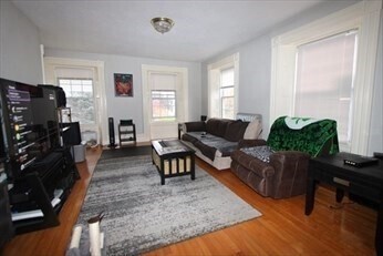 Foto del edificio - 122 Elm St