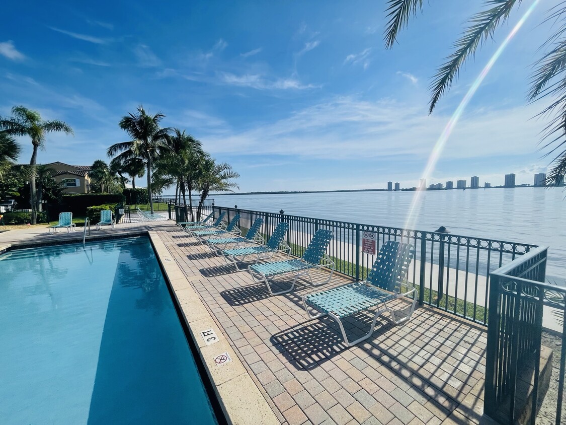 1130 Lake Shore Dr Unit 102, Lake Park, FL 33403 Condo for Rent in