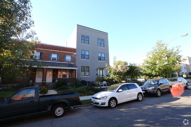 Foto del edificio - 1401 K St SE