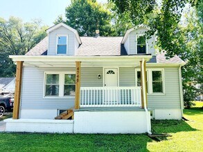 Building Photo - 4748 Warnock Ave