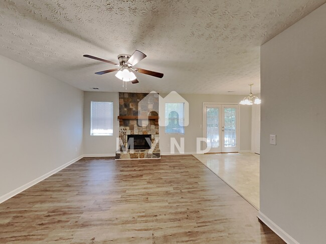 Building Photo - 140 Countryside Ln